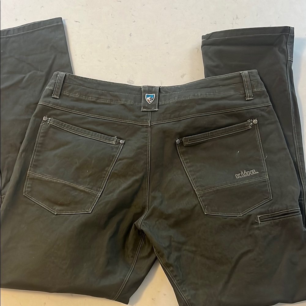 Kuhl brand Free Rydr pant size 36x32. GUC